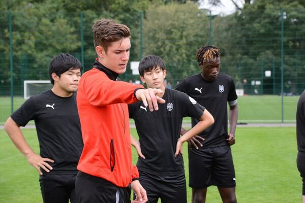 帝京ロンドン学園がプロを生み出すまで 在英日本人が育んできたサッカー文化 スポーツナビ