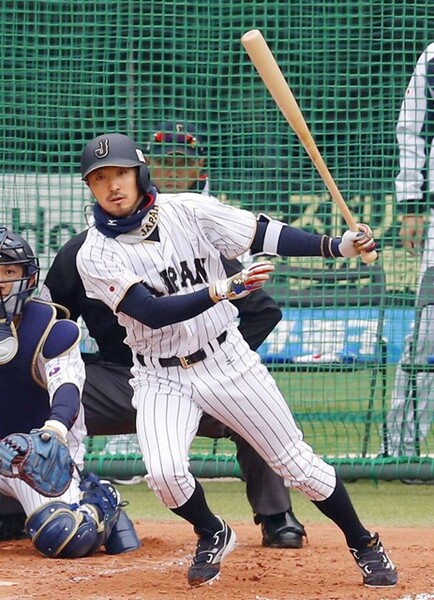セカンドに状態の良い菊池(写真)が入り、山田をサードで起用する場面も見られそうだ
