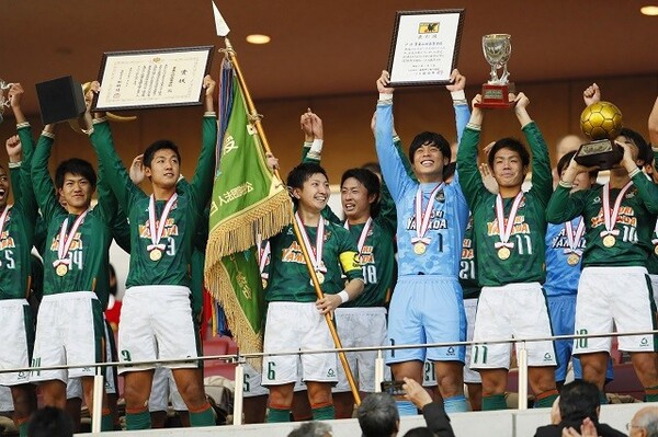 5−0で前橋育英を下し、頂点に立った青森山田。大会を通じて高い決定力が際立った