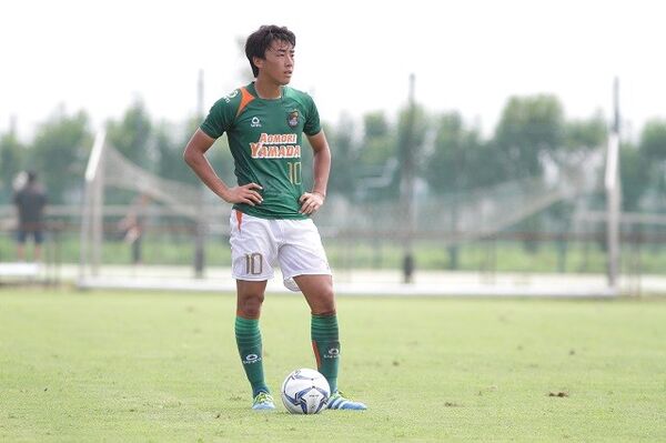 日本一に輝いた泣き虫のエース 高橋壱晟 青森山田で開花した得点力でプロの世界へ スポーツナビ 日本一に輝いた泣き虫のエース 高橋壱晟 青森山田で開花した得点力でプロの世界へ スポーツナビ