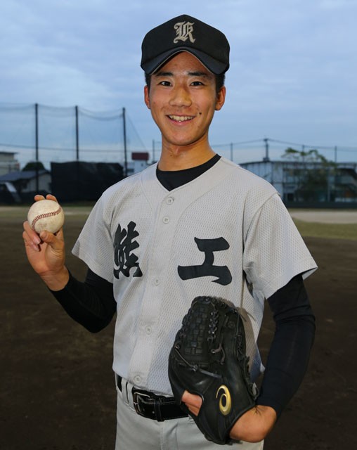 熊本に紫紺の大旗を持ち帰る――１４９キロ右腕の熊工・山口翔の覚悟 - スポーツナビ