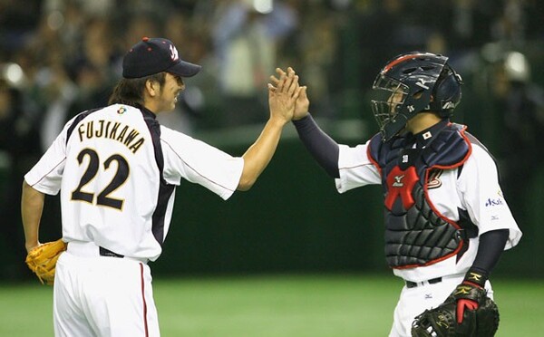 最後は藤川と阿部のバッテリーで締めた