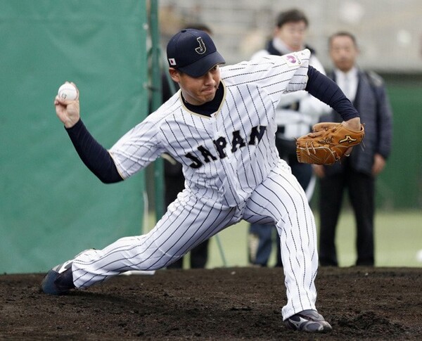 小久保監督も称賛した牧田は合宿初日から力強いストレートを投げ込んだ