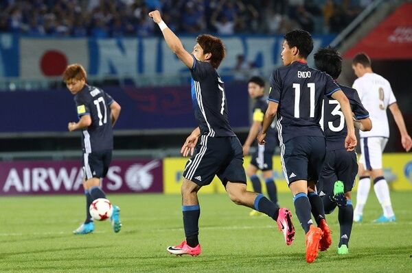 日本が 大人のサッカー で決勝t進出 逆境でタフさを見せ リアリズムに徹する スポーツナビ 日本が 大人のサッカー で決勝t進出 逆境でタフさを見せ リアリズムに徹する スポーツナビ