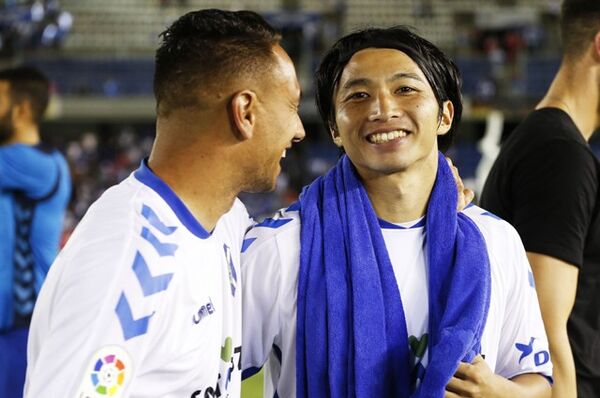 テネリフェは柴崎岳のチームとなっていた ブレない心 で自身の価値を証明 スポーツナビ テネリフェは柴崎岳のチームとなっていた ブレない心 で自身の価値を証明 スポーツナビ