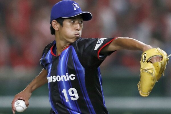 関西大からパナソニックに入社して1年目の吉川。初戦で先発マウンドに上がると、14三振を奪って2失点完投勝利を収めた