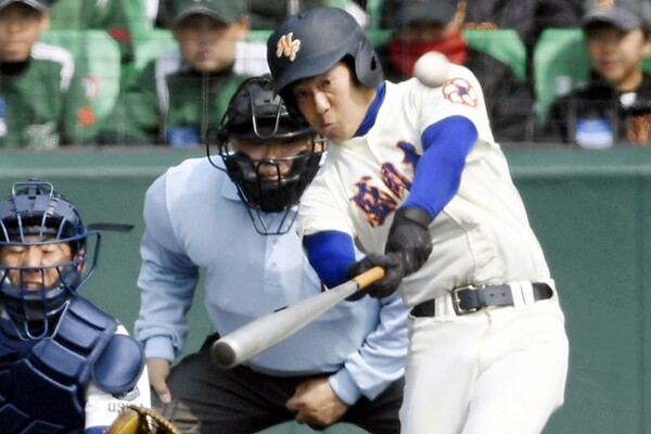 地方大会で4本塁打を放った盛岡大付の植田。165センチと小柄ながら高校通算本塁打は60本を数える