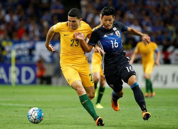 オーストラリアの失速を招いた新システム つなぐサッカーに固執 評価が揺らぐ名将 スポーツナビ オーストラリアの失速を招いた新システム つなぐサッカーに固執 評価が揺らぐ名将 スポーツナビ