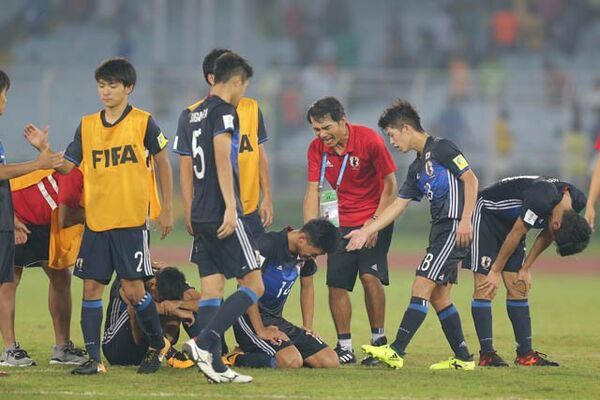 森山監督 涙をエネルギーにしてほしい u 17w杯 イングランド戦後の会見 スポーツナビ 森山監督 涙をエネルギーにしてほしい u 17w杯 イングランド戦後の会見 スポーツナビ