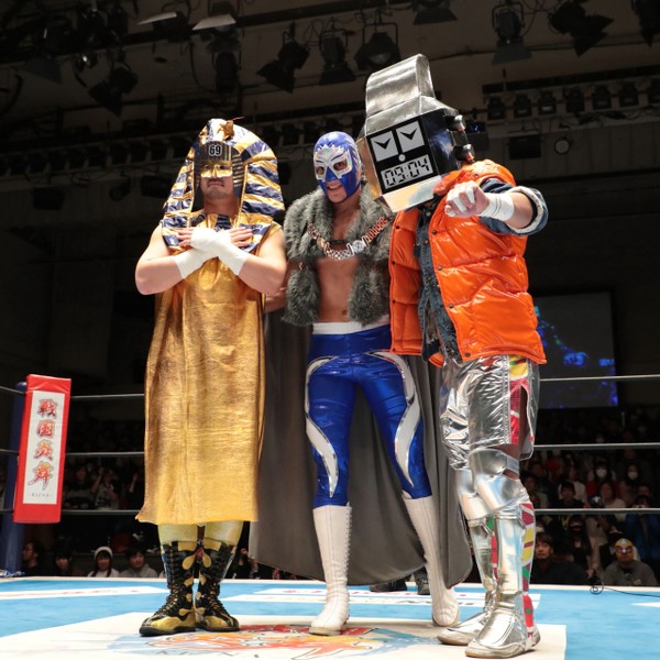 田口選手と豊本さんが会えなかったのは、ツタンカーメン(左)の呪いなのか……!?