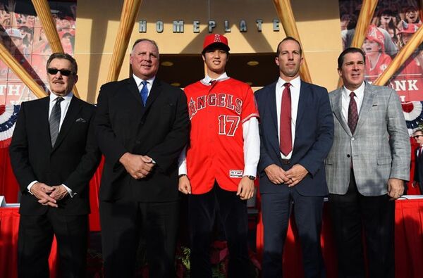大谷翔平 エンゼルス入りの真相 自ら語る 冬用スーツ が示す誠意 スポーツナビ 大谷翔平 エンゼルス入りの真相 自ら語る 冬用スーツ が示す誠意 スポーツナビ