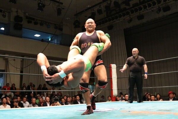 プロレスファンが忘れていないこと 東京03豊本のプロレスあれこれ 29 スポーツナビ プロレスファンが忘れていないこと 東京03豊本のプロレスあれこれ 29 スポーツナビ
