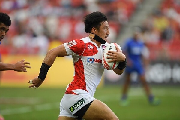 セブンズ経験が豊富な小澤が、2人目の専任契約選手となった