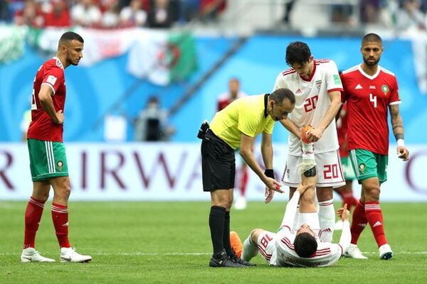 見る者の胸を打ったイラン対モロッコ 過酷な消耗戦で見せた限界のプレー スポーツナビ 見る者の胸を打ったイラン対モロッコ 過酷な消耗戦で見せた限界のプレー スポーツナビ