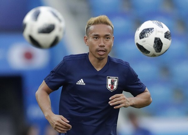 勝利を目指す長友。裏の対戦カードの結果は気にならない