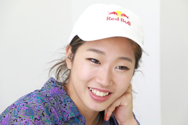 “おばあちゃんの原宿”巣鴨で育った。人でにぎわうこの場所が、彼女がほっとする地元だ
