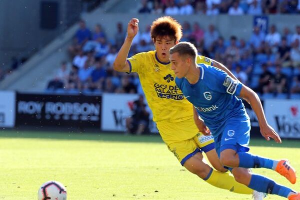 冨安は ベルギーで最高のタレント 本人は反省しきりも 監督は最大級の評価 スポーツナビ 冨安は ベルギーで最高のタレント 本人は反省しきりも 監督は最大級の評価 スポーツナビ