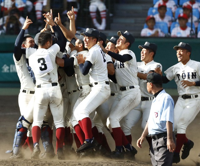１００回目の夏を締めくくった大阪桐蔭 「最高で、本物のチーム」が
