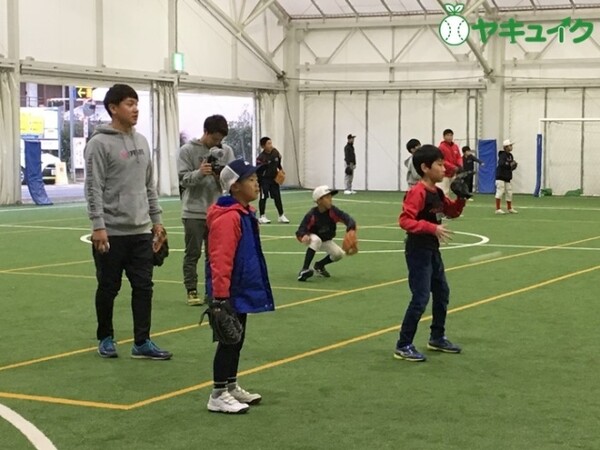 人気youtuberが教える 野球が上手くなる方法 トクサンtv 野球講座レポート キャッチボール編 スポーツナビdo 人気youtuberが教える 野球が上手くなる方法 トクサンtv 野球講座レポート キャッチボール編 スポーツナビdo