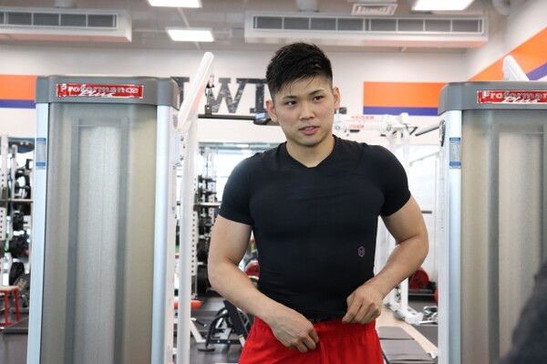 Bリーグのイケメンマッチョが教える 千葉ジェッツ 原修太選手 お手軽体幹トレーニング スポーツナビdo Bリーグのイケメンマッチョが教える 千葉ジェッツ 原修太選手 お手軽体幹トレーニング スポーツナビdo