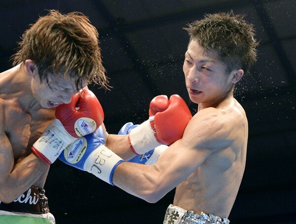若きモンスター・井上(写真右)との激闘は判定まで持ち込まれた。田口は「ラウンドが過ぎるのが、あっという間だった」と振り返る