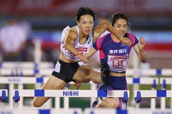 準決勝では13秒15をマーク。決勝でも13秒16と安定した走りを見せ、完全復活を印象づけた