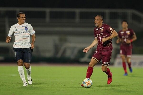 横浜FC戦は約30分プレー。積極的にボールに絡んで攻撃を活性化した