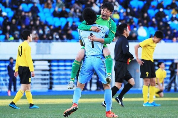 帝京長岡の堅守を支える 声の力 青森山田を抑え 新たな歴史を作れるか スポーツナビ 帝京長岡の堅守を支える 声の力 青森山田を抑え 新たな歴史を作れるか スポーツナビ