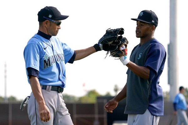 引退から1年、イチローの新たな日常は若い選手とともにある。新章として、指導者としての一歩を刻み始めていた