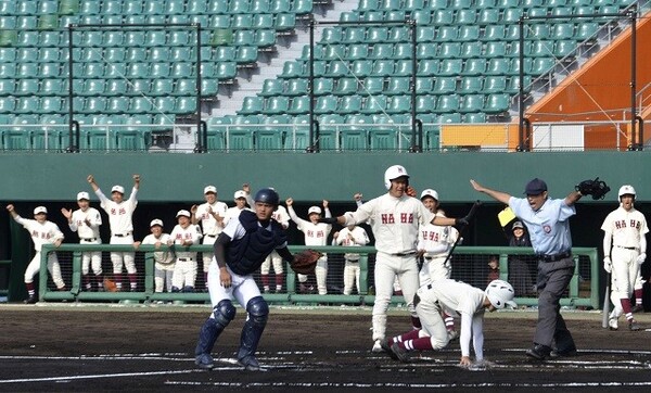沖縄では、春季県大会を無観客で開催。春の大会については、各都道府県で対応の仕方が大きく異なっている