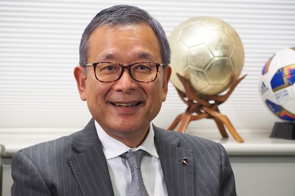 J1再開に寄せて 村井チェアマンの願い 新しいスタイルを一緒に作り上げたい スポーツナビ J1再開に寄せて 村井チェアマンの願い 新しいスタイルを一緒に作り上げたい スポーツナビ