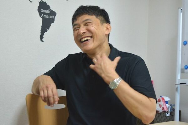 日本ハム戦中継で人気の名コンビ 岩本勉と近藤祐司アナの はひふへほ対談 スポーツナビ 日本ハム戦中継で人気の名コンビ 岩本勉と近藤祐司アナの はひふへほ対談 スポーツナビ