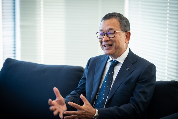 人事系のキャリアを活かし、島田チェアマンの置かれた状況に的確なアドバイスを送った村井チェアマン