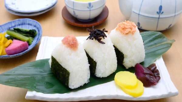 おにぎりは具入りがオススメ 炭水化物の上手な食べ方 スポーツナビdo おにぎりは具入りがオススメ 炭水化物の上手な食べ方 スポーツナビdo