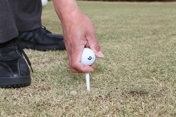 飛びで評判の新 Tour B Jgr ボール 初速 打ち出し角 スピン量の3要素がマッチ スポーツナビdo 飛びで評判の新 Tour B Jgr ボール 初速 打ち出し角 スピン量の3要素がマッチ スポーツナビdo