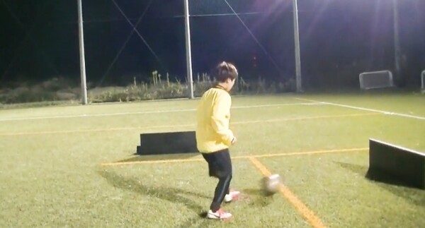 サッカー練習メニュー ボールコントロール ファーストタッチ1 スポーツナビdo サッカー練習メニュー ボールコントロール ファーストタッチ1 スポーツナビdo