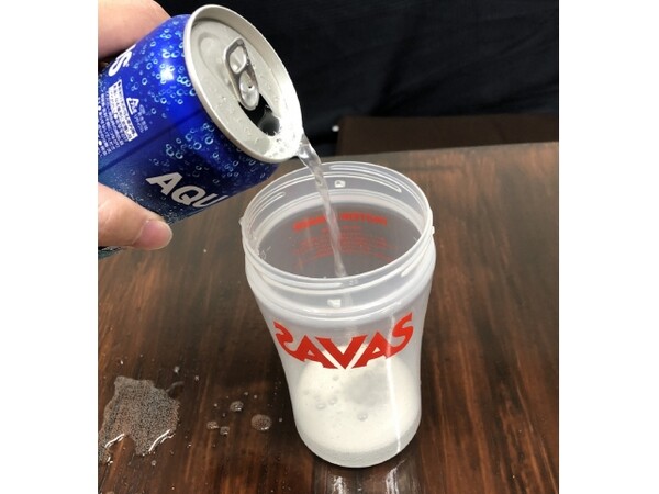 炭酸入りのスポドリ を飲んでみた 果たしてその味は スポーツナビdo 炭酸入りのスポドリ を飲んでみた 果たしてその味は スポーツナビdo