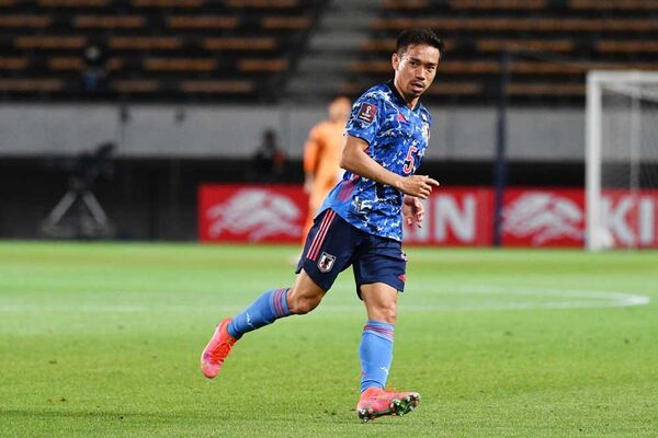 長友佑都が抱える危機感と揺るがない自信 すべては22年w杯から逆算して決める スポーツナビ 長友佑都が抱える危機感と揺るがない自信 すべては22年w杯から逆算して決める スポーツナビ