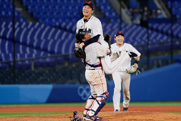 野村氏が選ぶ今大会のMVPは栗林。クローザーを任された広島のルーキーは、のしかかる重圧にも負けず、全5試合に登板して素晴らしい投球を見せた
