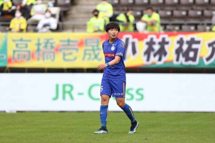 鹿児島ユナイテッドFC 岡本選手 アウェイユニ上下 鹿児島ユナイテッドFC 岡本選手 アウェイユニ上下 - メルカリ