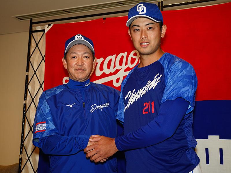 中日ドラゴンズ 松山晋也選手実使用 防寒用手袋 - メルカリ