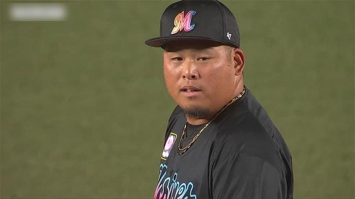 千葉ロッテ・澤田圭佑が移籍後初勝利！ 1点差の9回にサヨナラ呼び込む好投 - スポーツナビ