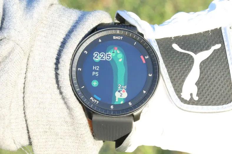 練習場からコースまで！ 高機能時計型GPS距離計『T‐ULTRA』を