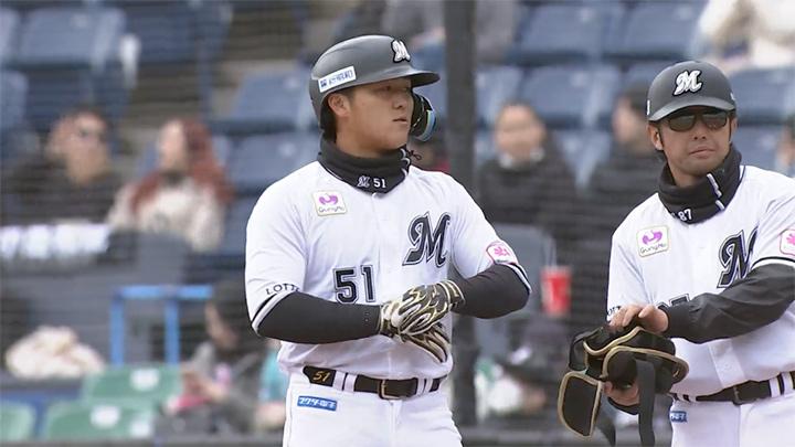 4回に5得点を挙げた千葉ロッテが勝利 山口航輝、佐藤都志也は2