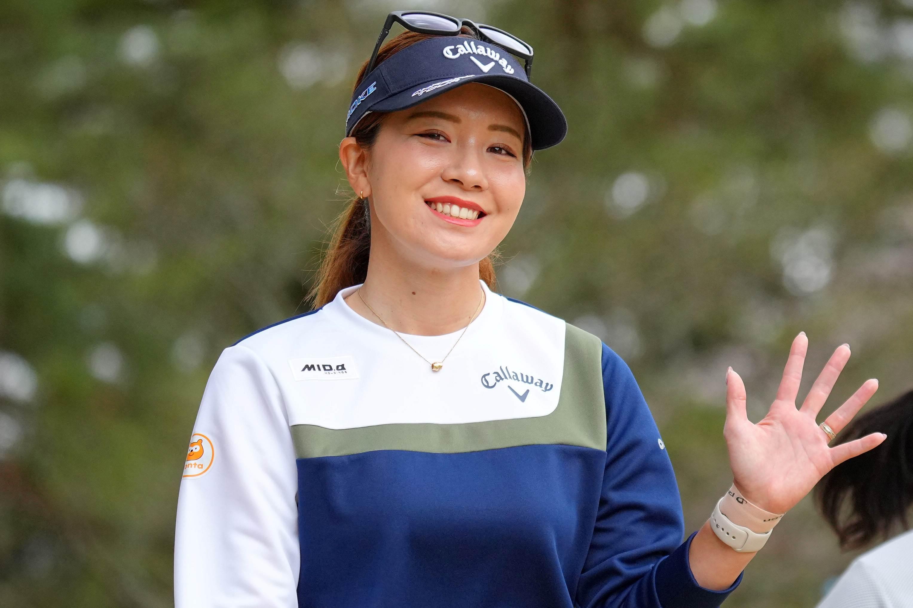藤田光里 tポイント 藤田光里 ステップアップ開幕戦 単独首位 - スポーツナビ