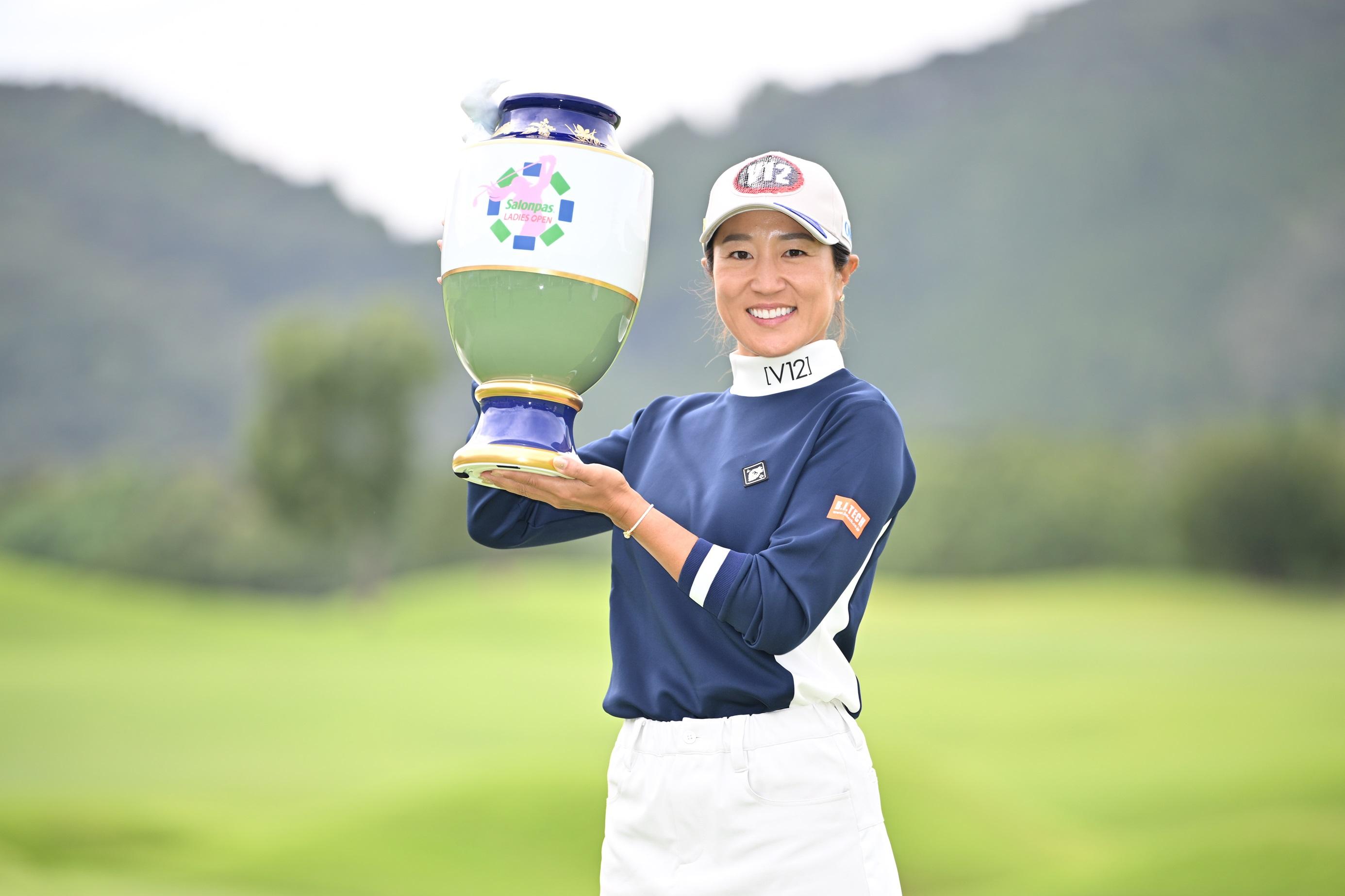藤本麻子　カップ 藤本麻子ステップ初V ハートで再上昇 - スポーツナビ
