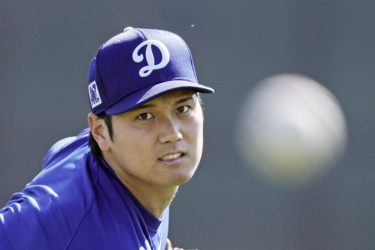 大谷翔平は唯一無二のスイーパーを捨てるのか？ 投手復帰過程で