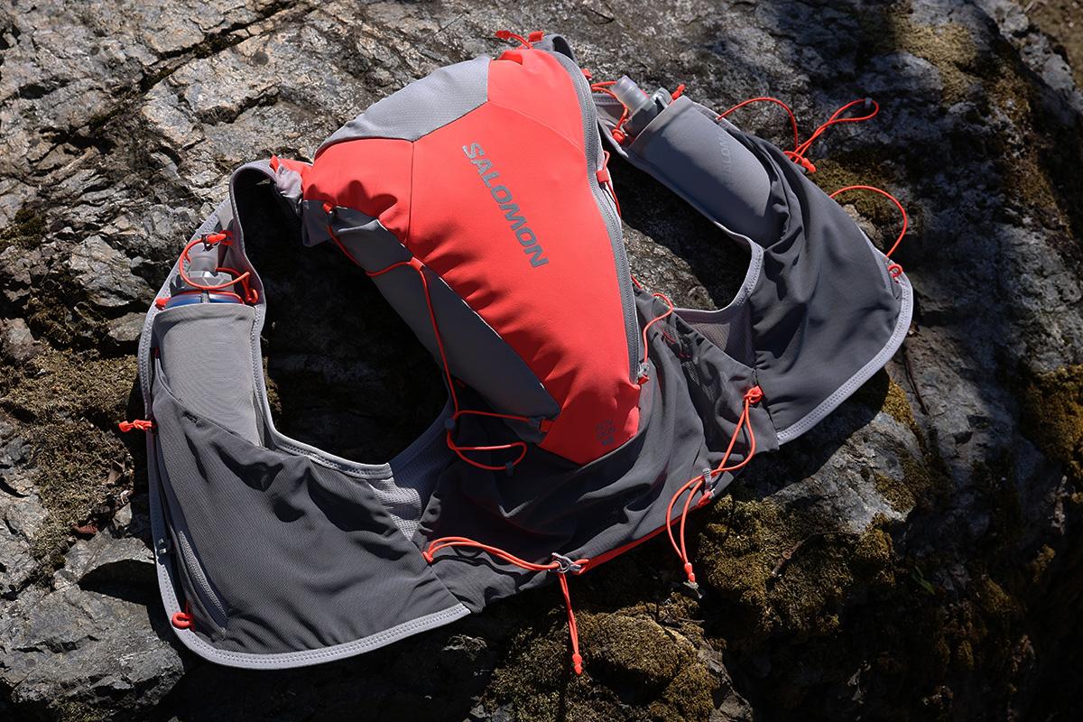 SALOMON ADV SKIN 12 ランニングベスト トレイルランニングベストパックレビュー】Salomon ｢ADV SKIN 12