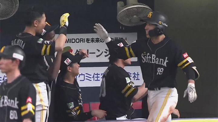 野村勇の3号2ランでダメ押し 今季は打率.370の好成績をマーク