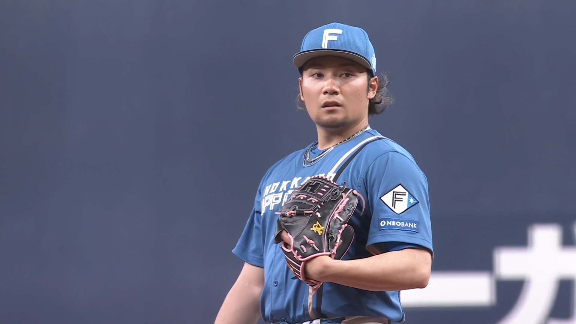 日本ハムファイターズ　伊藤大海　等身大タペストリー 北海道日本ハムファイターズ | #伊藤大海 投手が粘りの投球で両